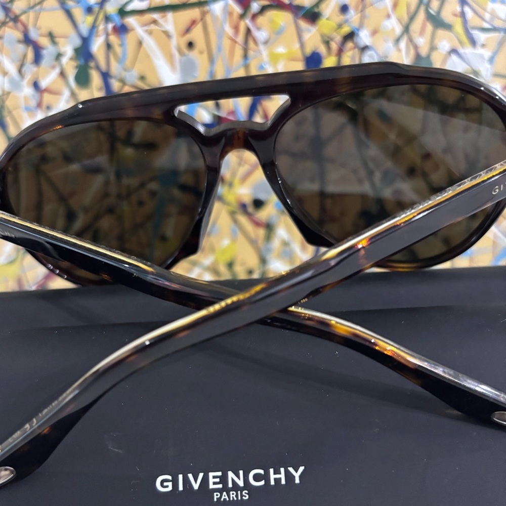 NWOT! GIVENCHY ⚜️ Aviator Sunglasses - Picture 3 of 9